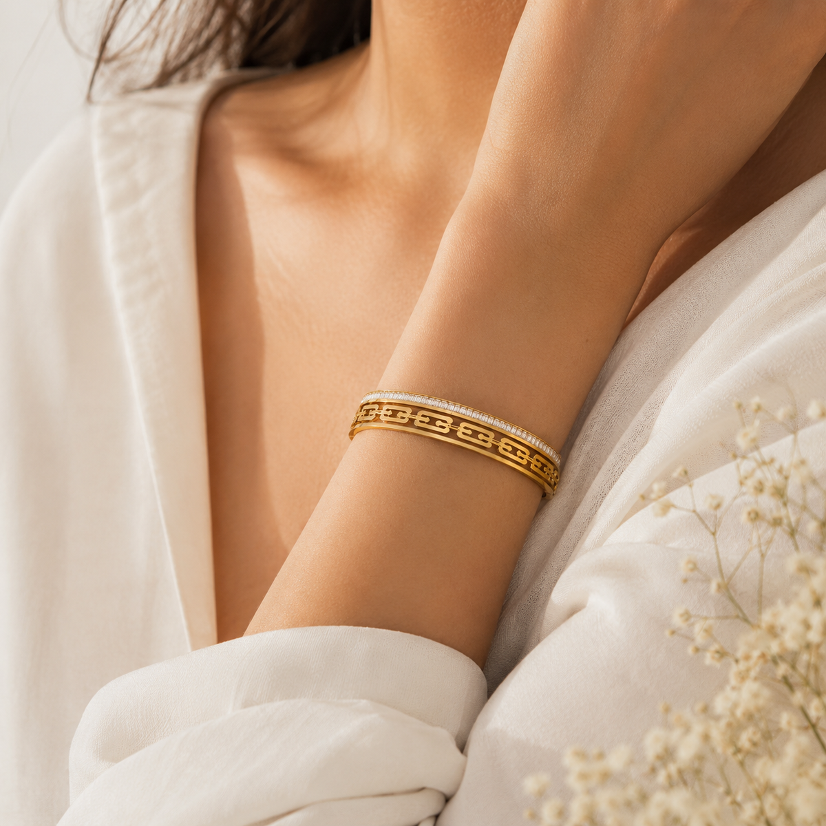 Chain-Link Crystal Bangle