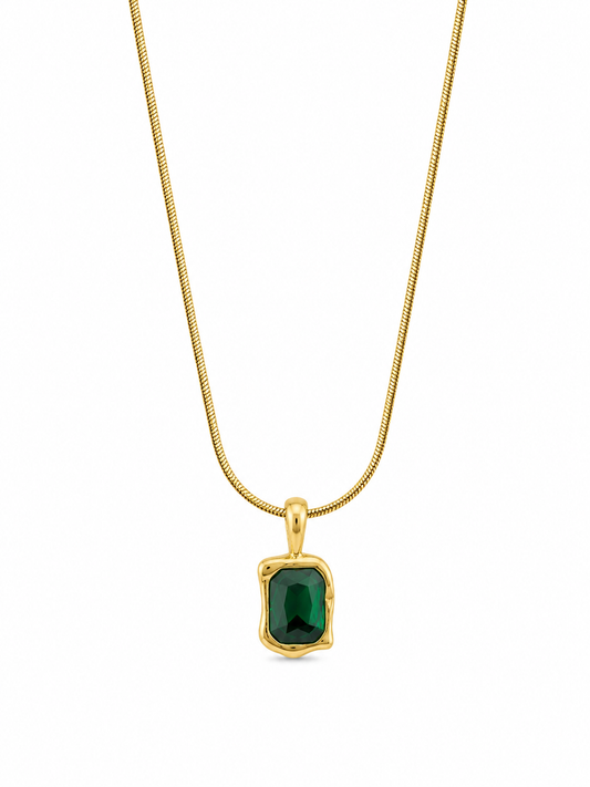 Emerald Glow Pendant Necklace