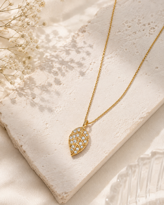 Sparkling Leaf Pendant Necklace